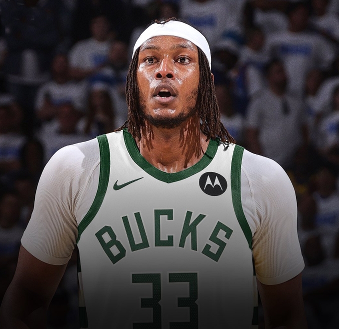 特纳开玩笑：我女朋友说我穿绿色队服很好看 这将会无缝衔接?